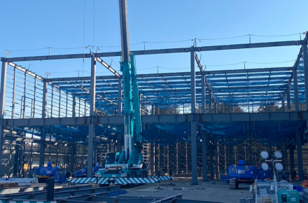 青伸産業運輸株式会社　1400t